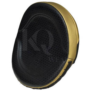 Coussinets de frappe incurvés en cuir durable de haute qualité, conçus pour l'entraînement au coup de poing, les exercices de sparring et les séances d'entraînement intensives - Product Image 2