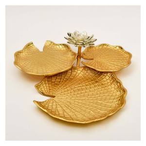 Plateau de service en métal artisanal haut de gamme avec poignées dorées à motifs botaniques – Accent décoratif haut de gamme pour la maison - Product Image 2