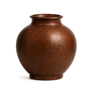 Vase à fleurs décoratif contemporain en aluminium avec une forme organique élégante pour une décoration intérieure haut de gamme - Product Image 6