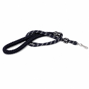 Cordón de poliéster premium con clip metálico duradero, cómodo y ligero para tarjetas de identificación, llaves, credenciales y portacredenciales. - Product Image 4