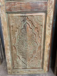 Puerta de Madera de Estilo Tradicional de Proveedor Indio con Artesanía Premium para Entradas de Casas Elegantes, Disponible en Oferta - Product Image 6