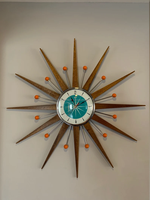 Horloge murale analogique à quartz double face en bois fait main sur mesure, forme triangulaire, style Art Déco glamour, ensemble multi-pièces à suspendre pour