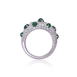 Anillo de Plata de Ley 925 con Cabujón de Esmeralda y Detalles Verdes, Circonita Cúbica, Engaste de Garras, Baño de Rodio, Lujoso Anillo de Cóctel - Product Image 3