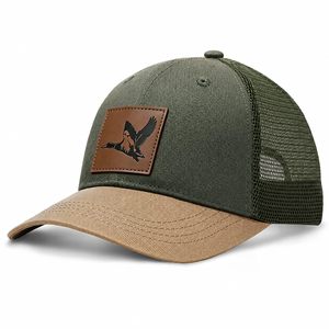 Casquette de baseball réglable en maille avec patch en cuir pour hommes et femmes, fournisseur en gros - Product Image 1