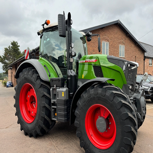 Tractor de Ruedas FENDT 720 de Segunda Mano, Motor y Caja de Cambios de 120HP, Excelente Estado - Product Image 4