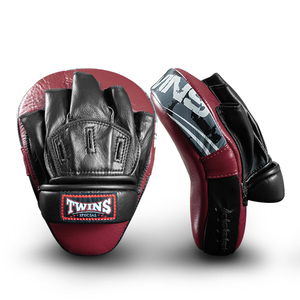 Gants d'entraînement Muay Thai Twins PML10 - Gants personnalisés en cuir véritable, couleurs et tailles personnalisables, unisexe - Product Image 2