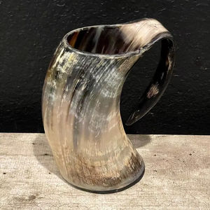 Taza de Beber de Alta Calidad Hecha a Mano con Doble Pared, Inspirada en el Estilo Vikingo, con Textura de Cuerno Natural, para Fiestas, Bares y Uso Doméstico - Precio Bajo - Product Image 1