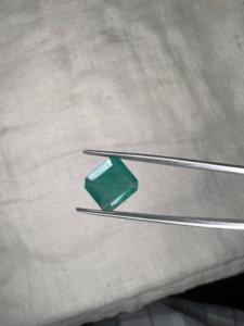 Émeraude naturelle zambienne de qualité supérieure, 3,11 carats, taille octogonale carrée, pierre précieuse verte en vrac, émeraude en gros pour bijoux fins - Product Image 2
