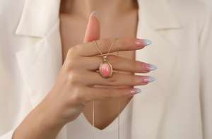 Collar de Piedra de Coral Rosa, Colgante Ovalado de Piedra Preciosa, Plata de Ley 925, Chapado en Oro de 14K, Certificado IGI, Diseño Único, Joyería Elegante - Product Image 4