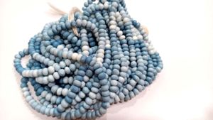 Perles d'opale bleue naturelle, couleur ombrée, 6-7 mm, perles rondes lisses, vendues par brin de 8 pouces de long - Product Image 3
