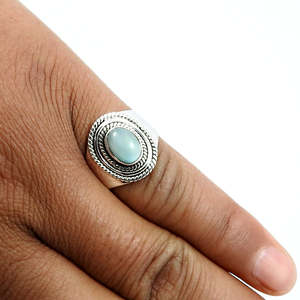 Anillo Delicado de Plata de Ley 925 con Gema Natural de Larimar de Corte Ovalado, Anillo Boho para Fiesta, Joyería Unisex al por Mayor - Product Image 2