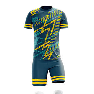 Uniforme de fútbol diseñado para equipos juveniles de niños y niñas con material transpirable, tela que controla la humedad y ajuste cómodo. - Product Image 1