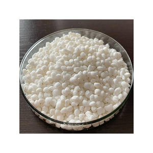 Prix réduits pour l'urée granulaire, engrais à 46% |   Engrais hydrosoluble 100% concentré d'extrait d'ascophyllum nodosum d'algues marines - Product Image 1