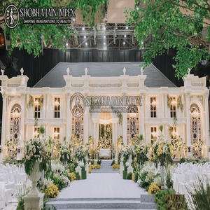 Escenario Dorado Estilo Rajwada para Bodas Grandes, Escenario de Boda Estilo Raj Mahal, Escenario de Boda Temática Mughal - Product Image 5