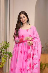 Tissu organza léger et doux, imprimé floral et dentelle magnifique au col - Product Image 2