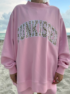 Sudadera Rosa Oversize de Cuello Redondo para Mujer con Estampado de Leopardo y Diseño Frontal con Letras 'Sunkissed', Manga Regular, Tejido de Punto, Cuello Simulado - Product Image 3