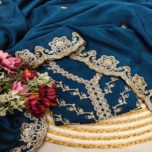 VASTRA COTTAGE Saree de seda suave Rangoli Crush con bordado pesado de lentejuelas y borde calado, y blusa de diseñador Rangoli Crush - Product Image 3