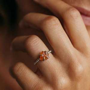 Bague en argent sterling 925 avec pierres précieuses naturelles brutes de qualité supérieure, pour un usage quotidien, vente en gros de bijoux fins - Product Image 4