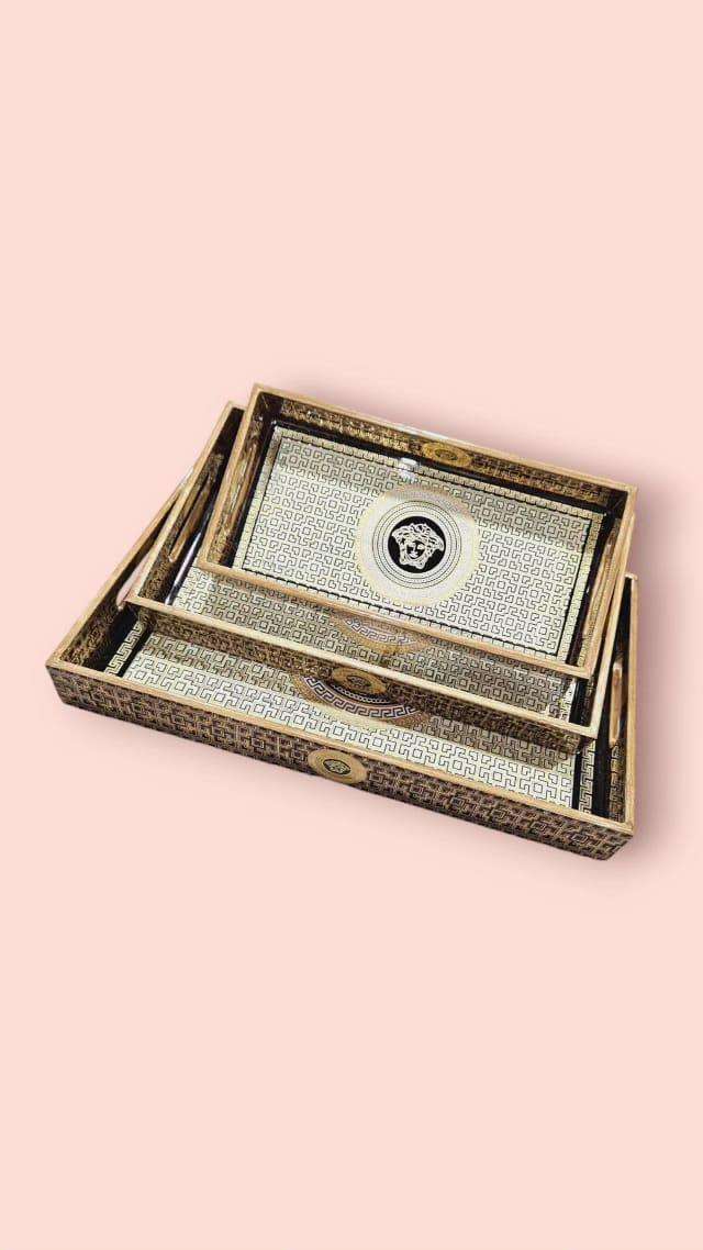 Identique à l'image