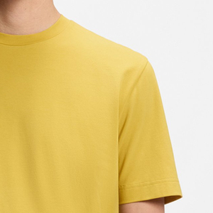 เสื้อยืดคอตตอนลายกราฟิกผู้ชาย ดีไซน์เท่ห์ คุณภาพสูง ปี 2026 ราคาโรงงาน สีพื้น พร้อมโลโก้สั่งทำพิเศษ แขนสั้น - Product Image 4