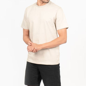 Camisetas de hombre de alta calidad con costuras duraderas y tela suave, ideales para uso casual, gimnasio y estilo cómodo para el día a día. - Product Image 1
