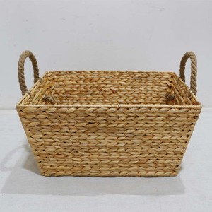 Panier de rangement rectangulaire en rotin naturel tressé à la main avec poignées, bac organisateur rustique multi-usages - Product Image 5