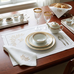Ensemble de sets de table et de serviettes personnalisés en coton beige brodé motif branche et oiseau, avec ourlet festonné, lavable en machine, pour la maison et les fêtes - Product Image 3