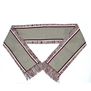 Conjunto Premium de Bufanda y Gorro de Invierno para la Hermandad Alabama A&M y Delta Sigma Theta DST - Tejido Jacquard Color Carmesí Crema, Regalo de Ropa Griega - Product Image 1