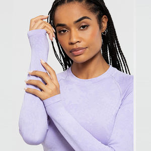 เสื้อยืดแขนยาวออกกำลังกายสำหรับผู้หญิง ผ้าโพลีเอสเตอร์ 100% น้ำหนักเบา คอกลม แฟชั่นฤดูร้อน ขายส่ง OEM - Product Image 6