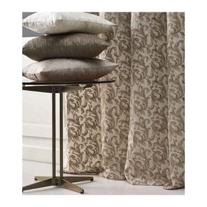 Rideaux sur mesure de style américain pour le salon, la salle à manger et la chambre à coucher Blocs de rideaux occultants imprimés pour portes et fenêtres en vente - Product Image 1