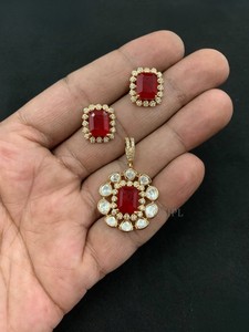 Stylish Gold Plated Classic Zircon Flower Design Claw Setting Necklace Earring <b>Set</b> for Wedding Anniversary <b>Gift</b> Wear for <b>Women</b> - Product Image 2