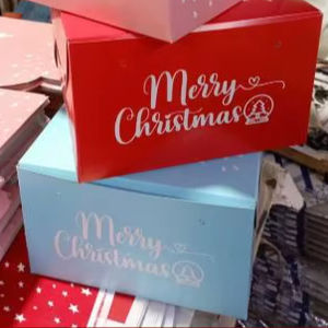 กล่องเค้กคริสต์มาสทรงสี่เหลี่ยมสำหรับร้านเบเกอรี่ กล่องเค้กธีมคริสต์มาสในราคาที่ดีที่สุดจากผู้ส่งออก - Product Image 3