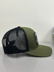 Casquette Trucker avec Bordure Brodée et Patch Tissé, Vert Olive, Panneau en Toile et Maille Respirante, Imperméable, Tendance, Polyester/Coton, Unisexe - Product Image 4