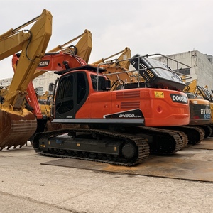 Potente Excavadora Hidráulica Usada de 30 Toneladas DX300, Rendimiento Estable, Maquinaria de Construcción de Segunda Mano para Movimiento de Tierras - Product Image 1