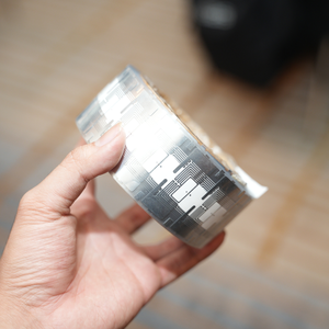 Inlay RFID UHF tamaño 42x16mm chip 7U Hecho en Vietnam 860-960 MHz Inlay RFID UHF Personalizable para seguimiento de activos - Product Image 1