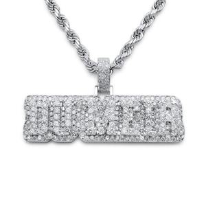 Colgante de Cruz de Moissanita de Diseño, Inspirado en el Estilo Hip Hop, Tono Dorado, Joyería Unisex con Brillo Excepcional para Uso Diario - Product Image 3