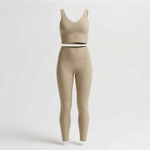 Leggings de yoga sans couture pour femme, personnalisables avec logo, de qualité supérieure, pour la gym, l'entraînement, le fitness, les mouvements sportifs et les tenues de sport. - Product Image 1