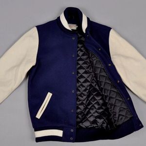 Customizable Men's Classic Varsity Fleece Jacket 100% Cotton Canvas Streetwear Style with Logo Patch for Winter - Product Image 1