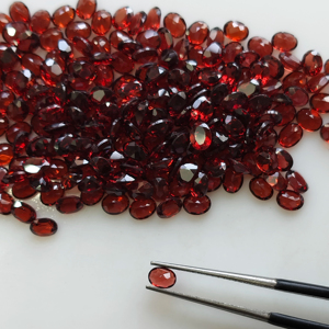 Granat rouge naturel 4,5x3,5 mm, taille ovale, meilleure qualité, pierre précieuse en vrac pour la fabrication de bijoux - Product Image 4