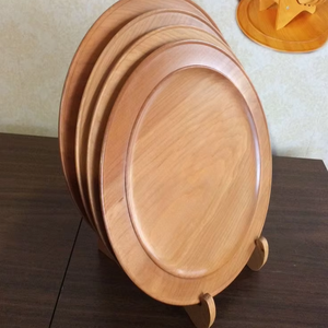 Assiettes en bois massif de qualité supérieure, plat de service en bois élégant, collection d'assiettes en bois uniques - Product Image 1