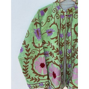 Green Velvet Quilted Jacket with Uzbek Floral Embroidery Cotton Lining Boho Chic Women's Casual Quick Dry Spring/Autumn/Winter - Product Image 3