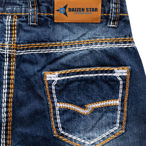 Pantalones Cortos de Mezclilla para Hombre, Casuales, Lavado Claro, Cintura Media, Bordados, Transpirables, Ecológicos, con Cierres y Botones, Estilo Urbano, para Primavera/Verano - Product Image 5