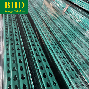 Estantería de palés de acero de alta calidad americana Nuevo estándar Longitud personalizada Vertical con haz de paso verde Color naranja Hecho Vietnam - Product Image 1