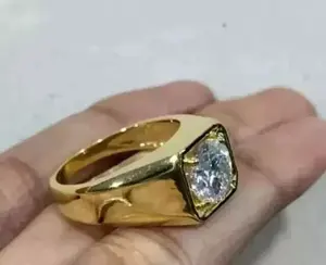 Anillo de Compromiso Clásico para Mujer con Moissanita Real de Corte Redondo de 2 Ct, Plata de Ley Chapada en Oro - Product Image 2