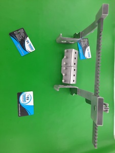 ชุดเครื่องมืออเนกประสงค์สแตนเลสสตีลขนาด 10-12 นิ้ว ยี่ห้อ Burford Finochietto รุ่น Top Selling Manual 2 Blades Rib Spreader Retractor พร้อมใบมีด 2 ใบ - Product Image 4