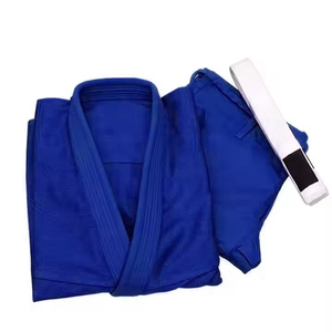 Kimono de judo robuste à double tissage, uniforme en coton durable pour l'entraînement, options de logo personnalisé et de tailles - Product Image 3