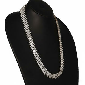 Magnífica Cadena Cubana Hip Hop con Diamantes Blancos de Corte Brillante Redondo, Cultivados en Laboratorio, Claridad VVS, en Oro Blanco de 14 Quilates - Product Image 1