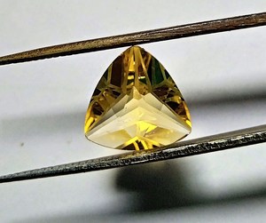 Pierre précieuse naturelle en citrine, coupe fantaisie Trillion, pierre lâche de haute qualité pour la fabrication de bijoux, conception de pendentif et de bague - Product Image 5