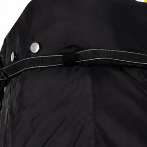 Shorts de hockey sur glace rembourrés noirs pour hommes, légers, protecteurs, avec ceinture ajustable, pour l'entraînement et la performance sportive - Product Image 5