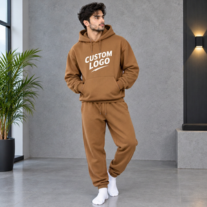 Fábrica de Conjuntos Deportivos Colorblock para Hombre que Ofrece Líneas de Corte Personalizadas y Conjuntos Deportivos Coordinados para Marcas de Ropa - Product Image 4